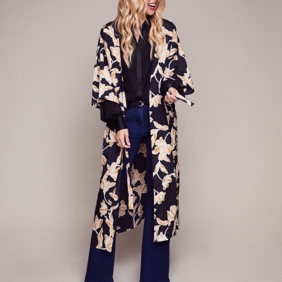 Tops - FLORAL LONGLINE ROBE